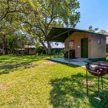 Zambezi Mubala Campsite Katima Mulilo Szoba fotó