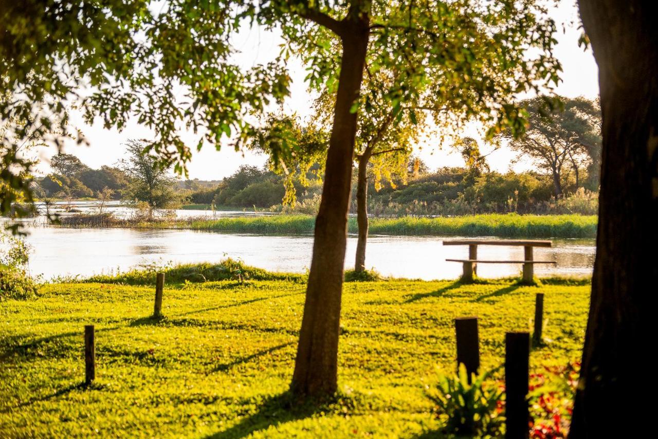 Zambezi Mubala Campsite Katima Mulilo Kültér fotó